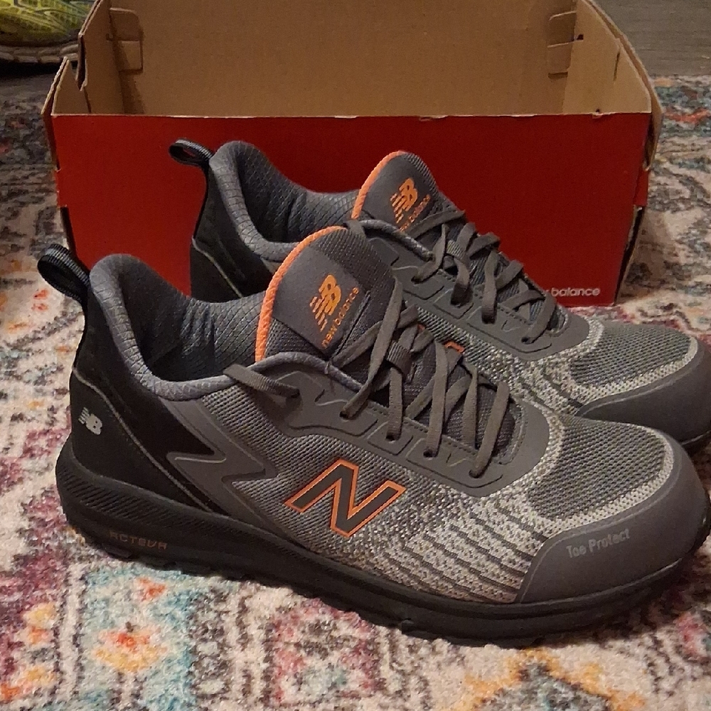 Size 11 New Balance Men's Gray and Orange Composite Shoes